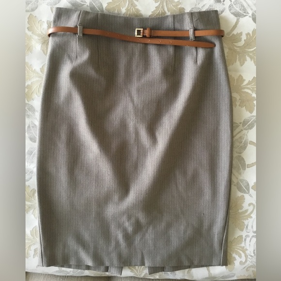 Express & H&M Casual/Pencil Skirt Bundle - Picture 1 of 8
